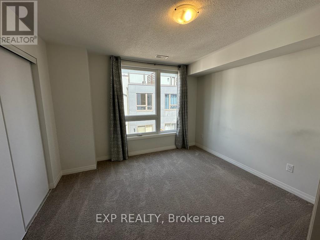 1663 Pleasure Valley Path, Oshawa, ON - Indoor Photo Showing Other Room