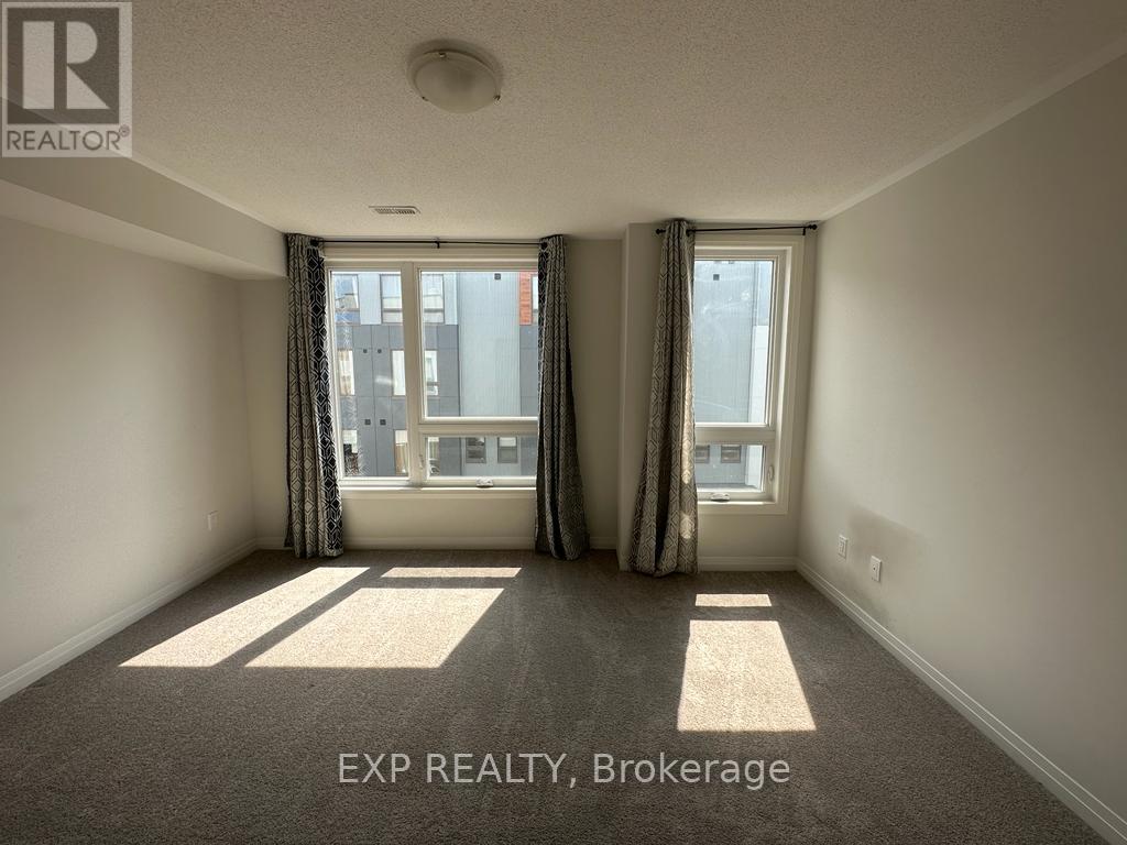 1663 Pleasure Valley Path, Oshawa, ON - Indoor Photo Showing Other Room
