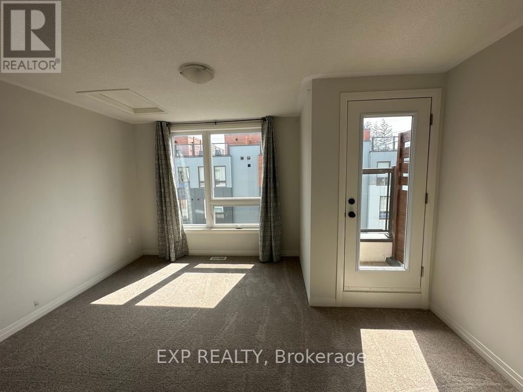 1663 Pleasure Valley Path, Oshawa, ON - Indoor Photo Showing Other Room