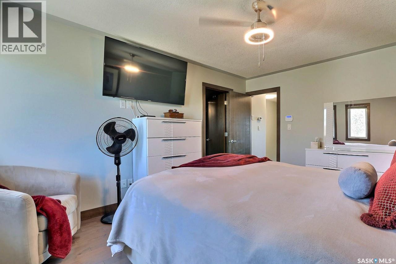 1456 Mccarthy Boulevard, Regina, SK - Indoor Photo Showing Bedroom