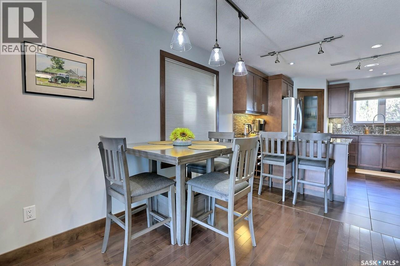 1456 Mccarthy Boulevard, Regina, SK - Indoor Photo Showing Dining Room