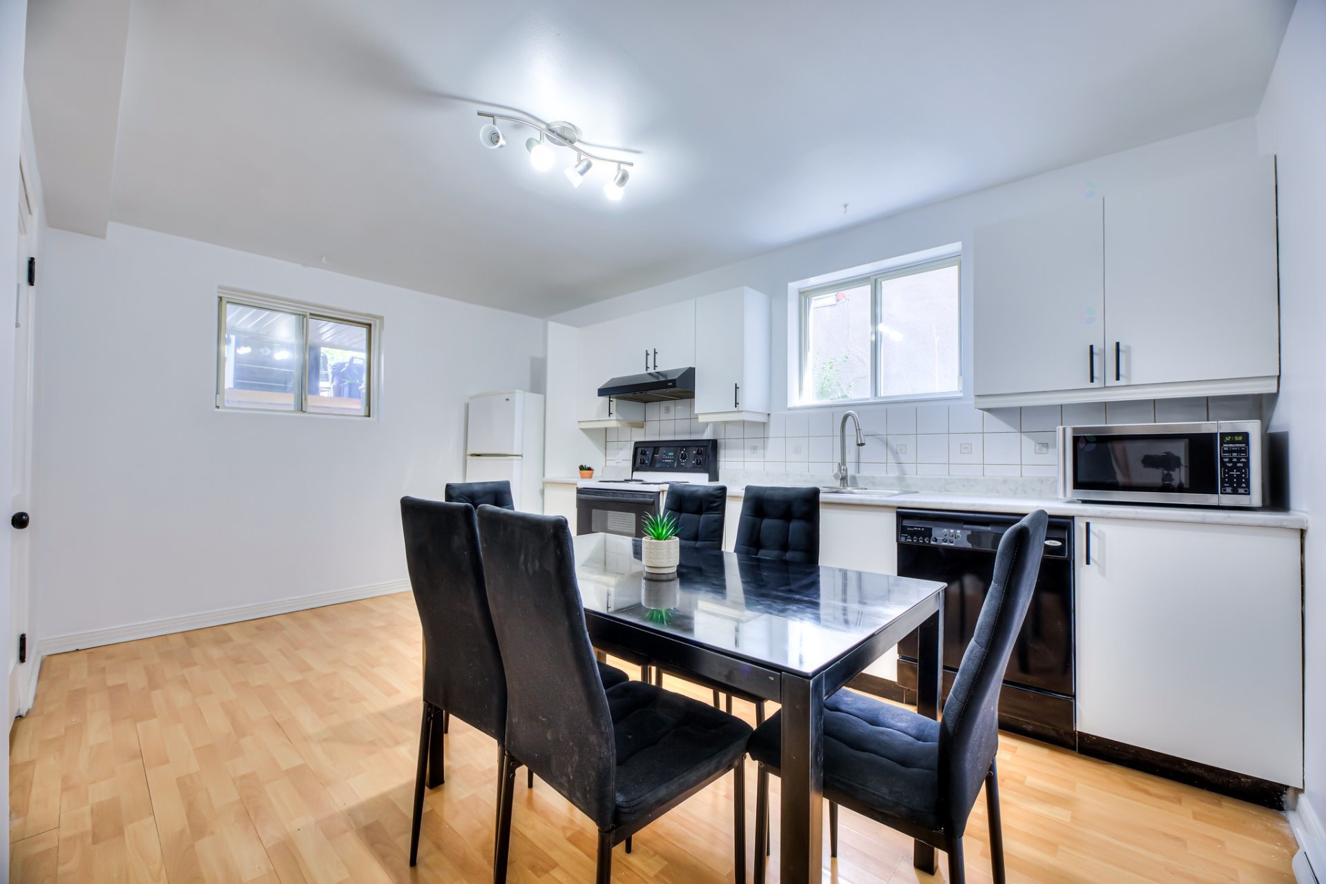 Kitchen - 2887 Rue Mousseau, Montréal (Mercier/Hochelaga-Maisonneuve), QC - Indoor