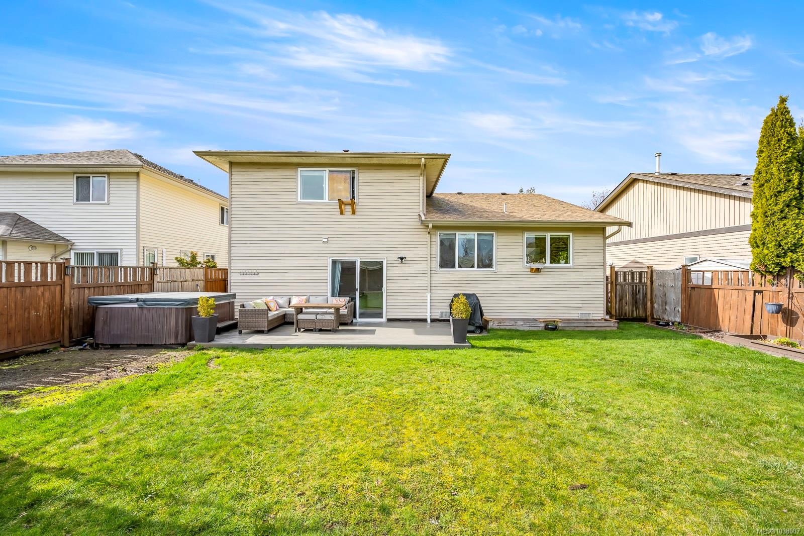 836 Tracker Pl, Comox, BC
