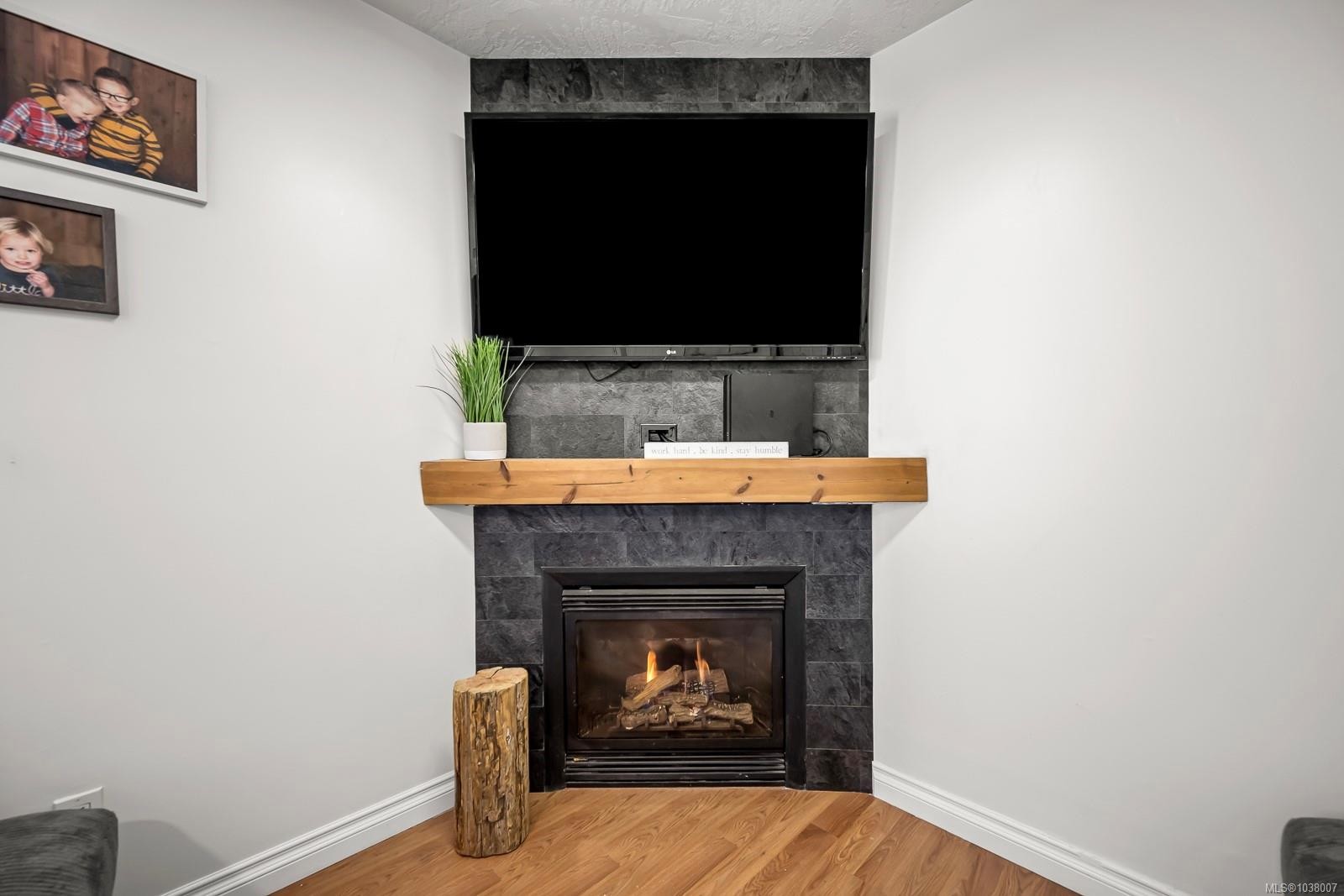836 Tracker Pl, Comox, BC