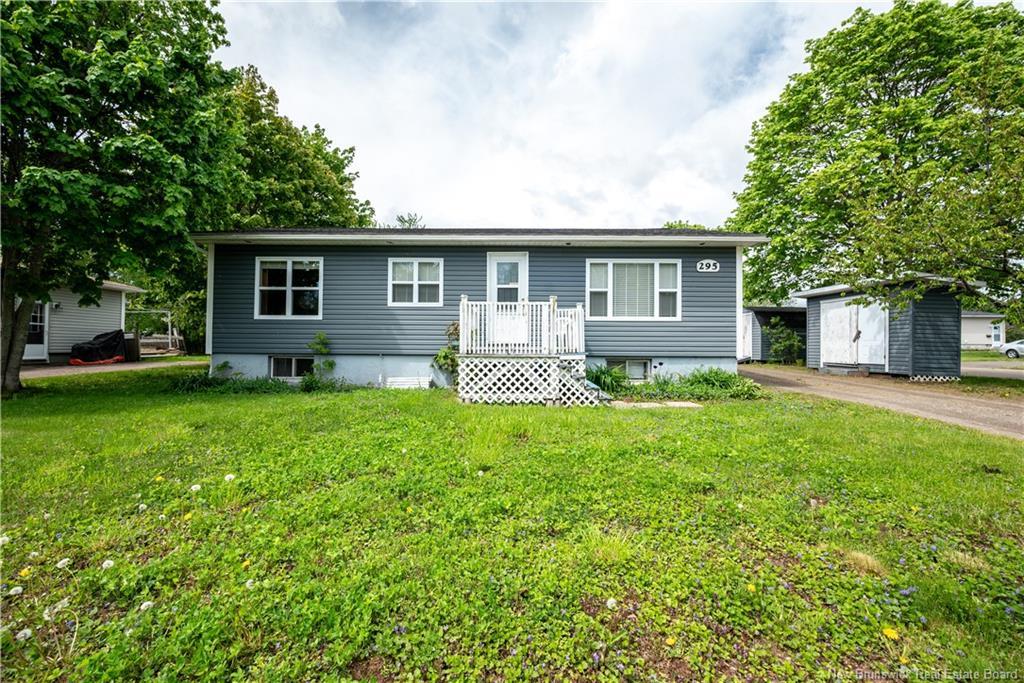295 Buckingham Ave, Riverview, NB