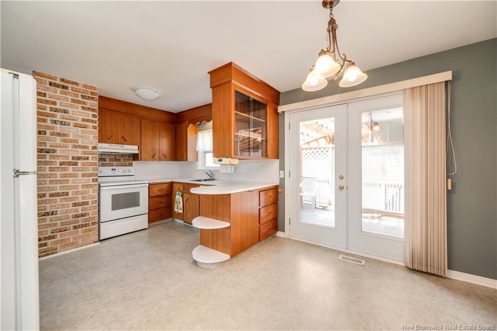 295 Buckingham Ave, Riverview, NB
