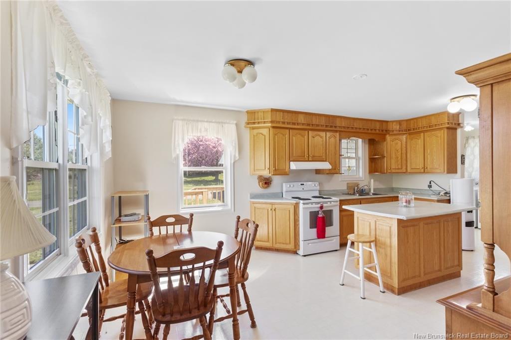 30 Willow Ave, Tracy, NB