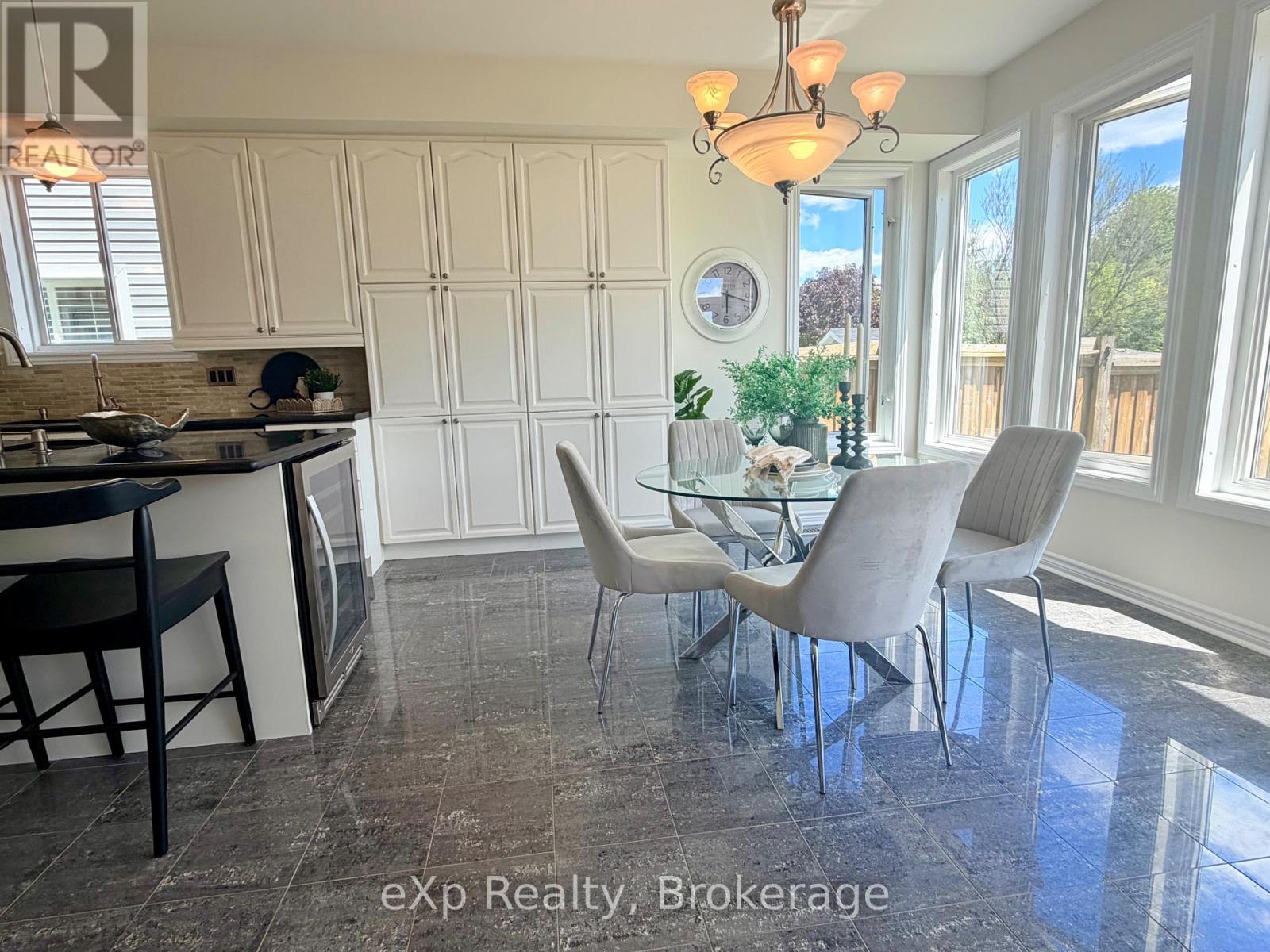 371 Carnwith Drive E, Whitby (Brooklin), ON - Indoor Photo Showing Dining Room