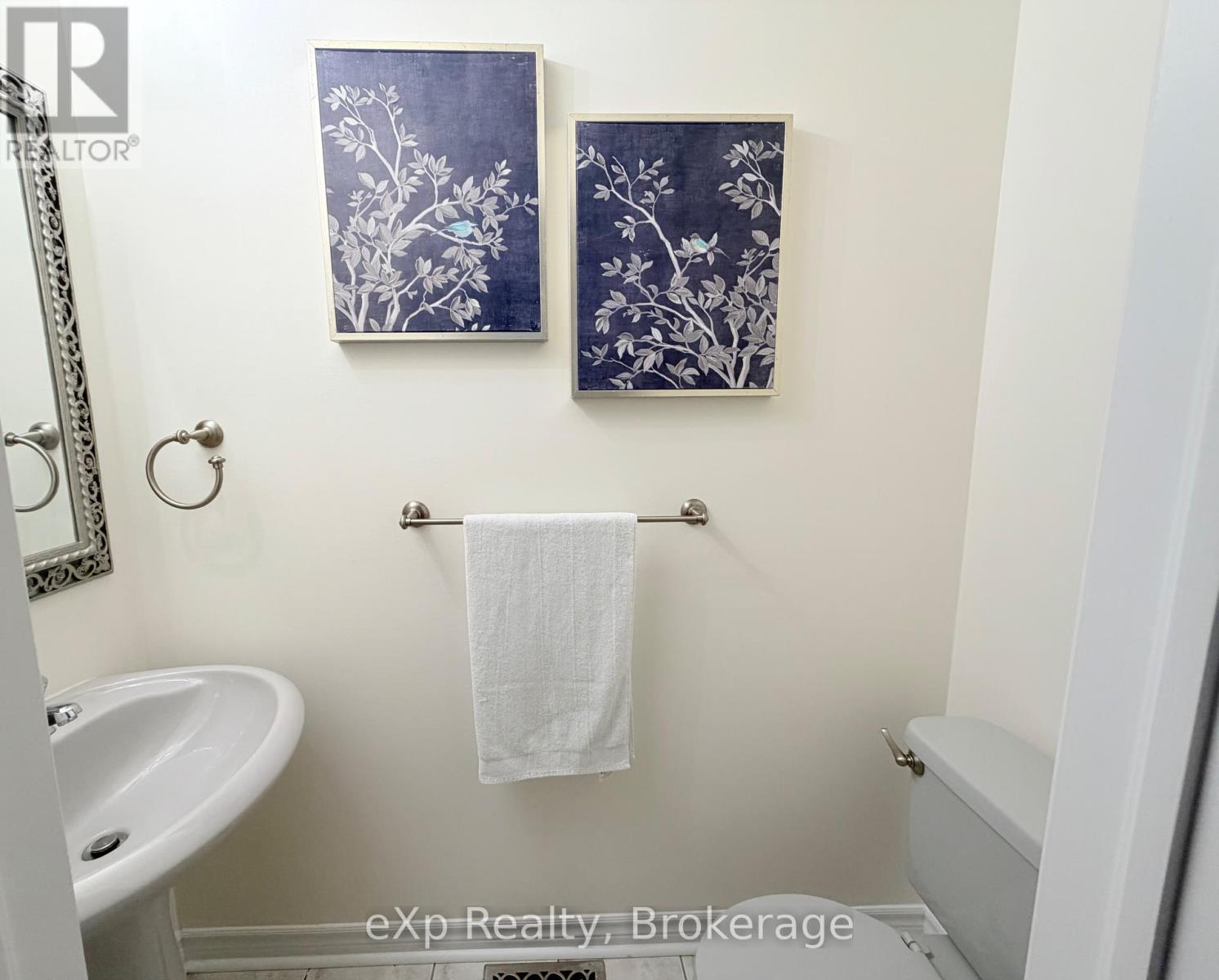 371 Carnwith Drive E, Whitby (Brooklin), ON - Indoor Photo Showing Bathroom