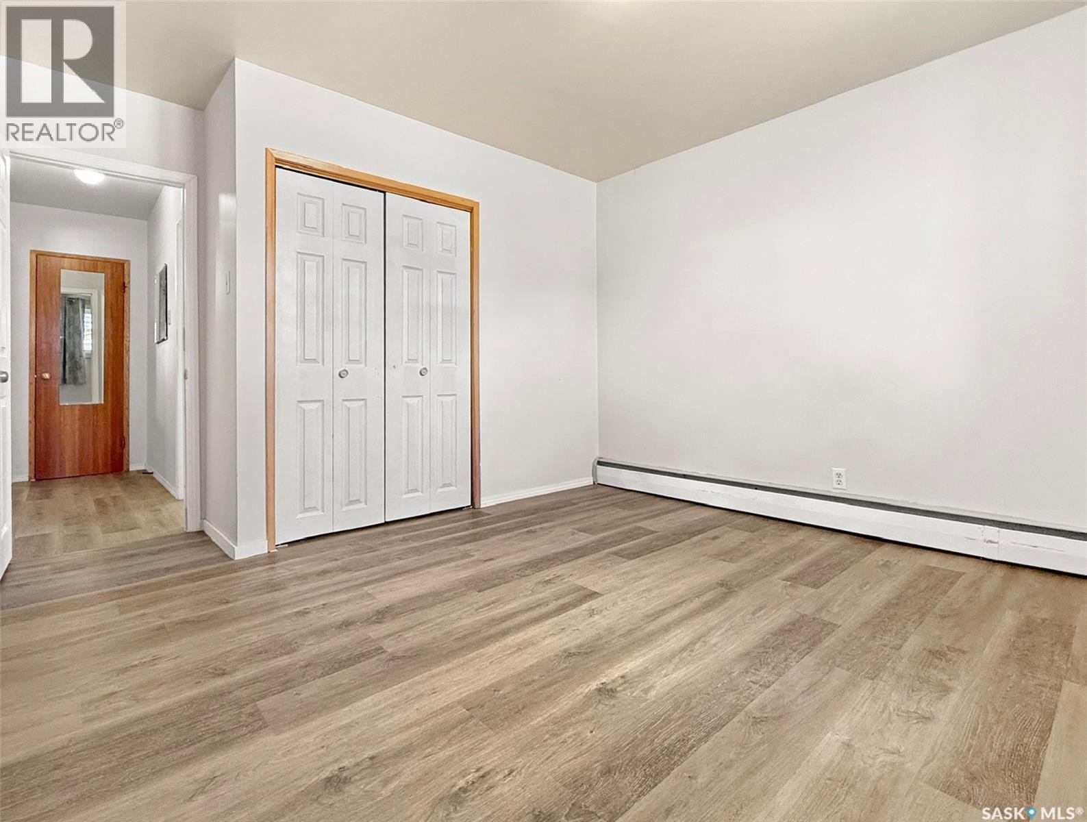 373 2Nd Avenue Se, Swift Current, SK - Indoor Photo Showing Other Room