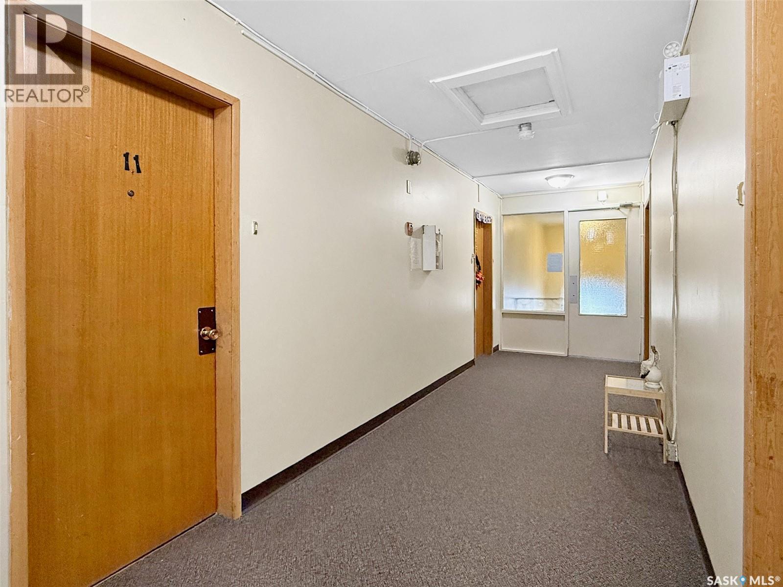 373 2Nd Avenue Se, Swift Current, SK - Indoor Photo Showing Other Room