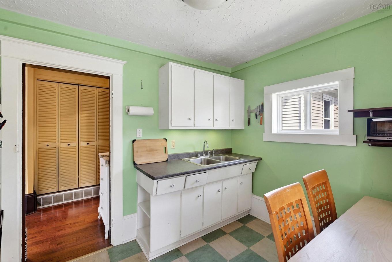 6308 Bayers Road, Halifax, NS