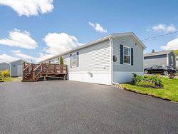 29 Seventh Street Lucasville, NS B4B 1R4