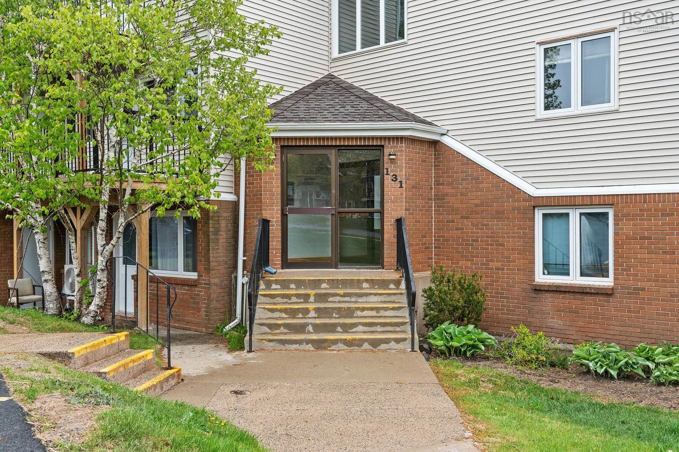 303 131 Farnham Gate Road, Halifax, NS