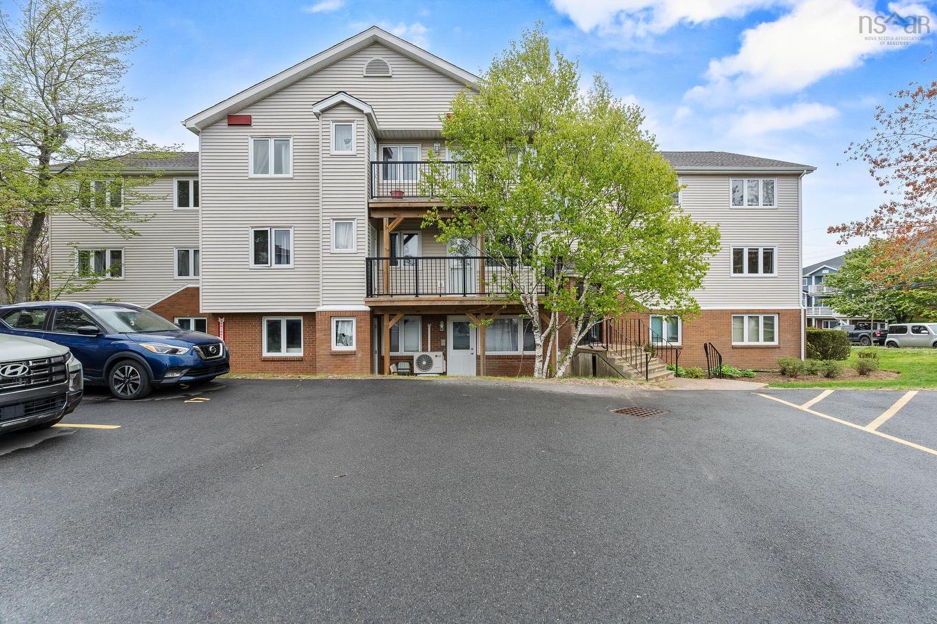 303 131 Farnham Gate Road, Halifax, NS