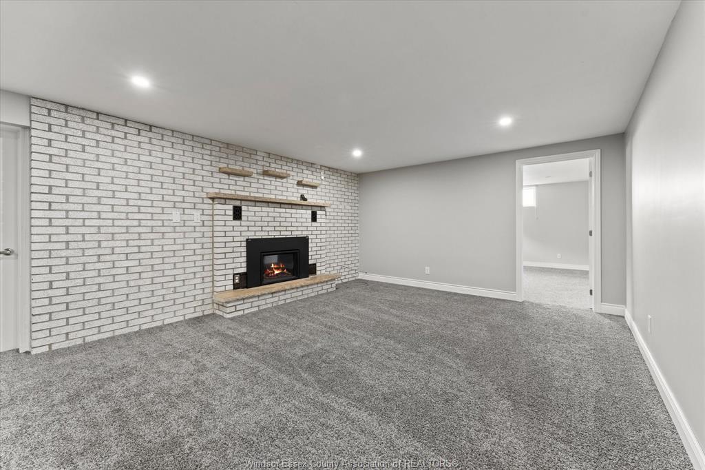 1502 Road 4, Ruthven, ON
