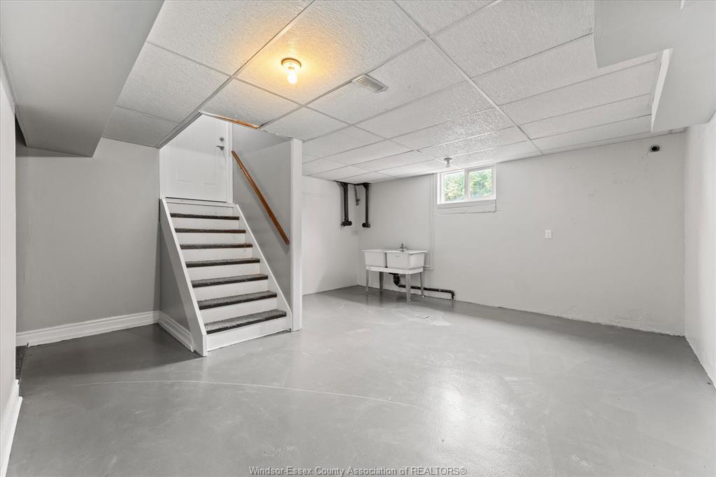 1502 Road 4, Ruthven, ON