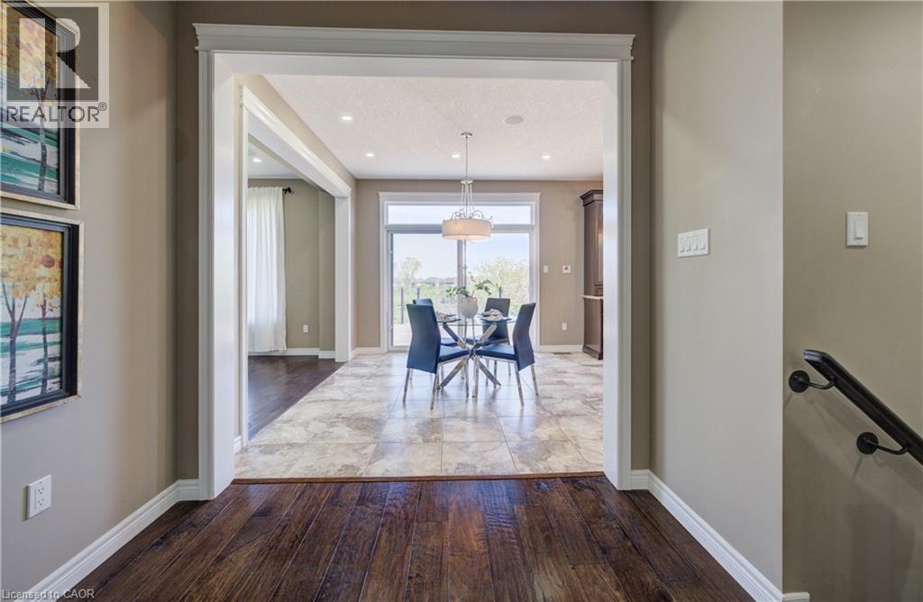 264 Evens Pond Crescent, Kitchener, ON - Indoor Photo Showing Other Room