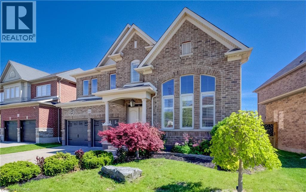 264 Evens Pond Crescent, Kitchener, ON - Outdoor With Facade