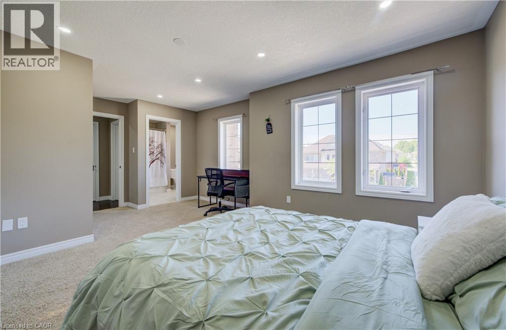 264 Evens Pond Crescent, Kitchener, ON - Indoor Photo Showing Bedroom