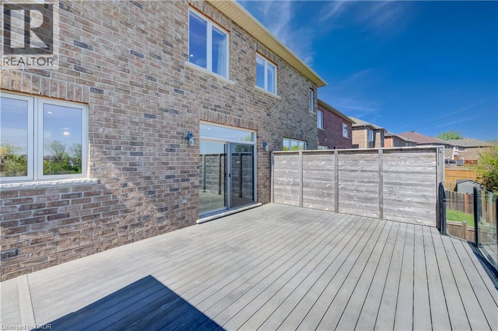264 Evens Pond Crescent, Kitchener, ON - Outdoor With Exterior