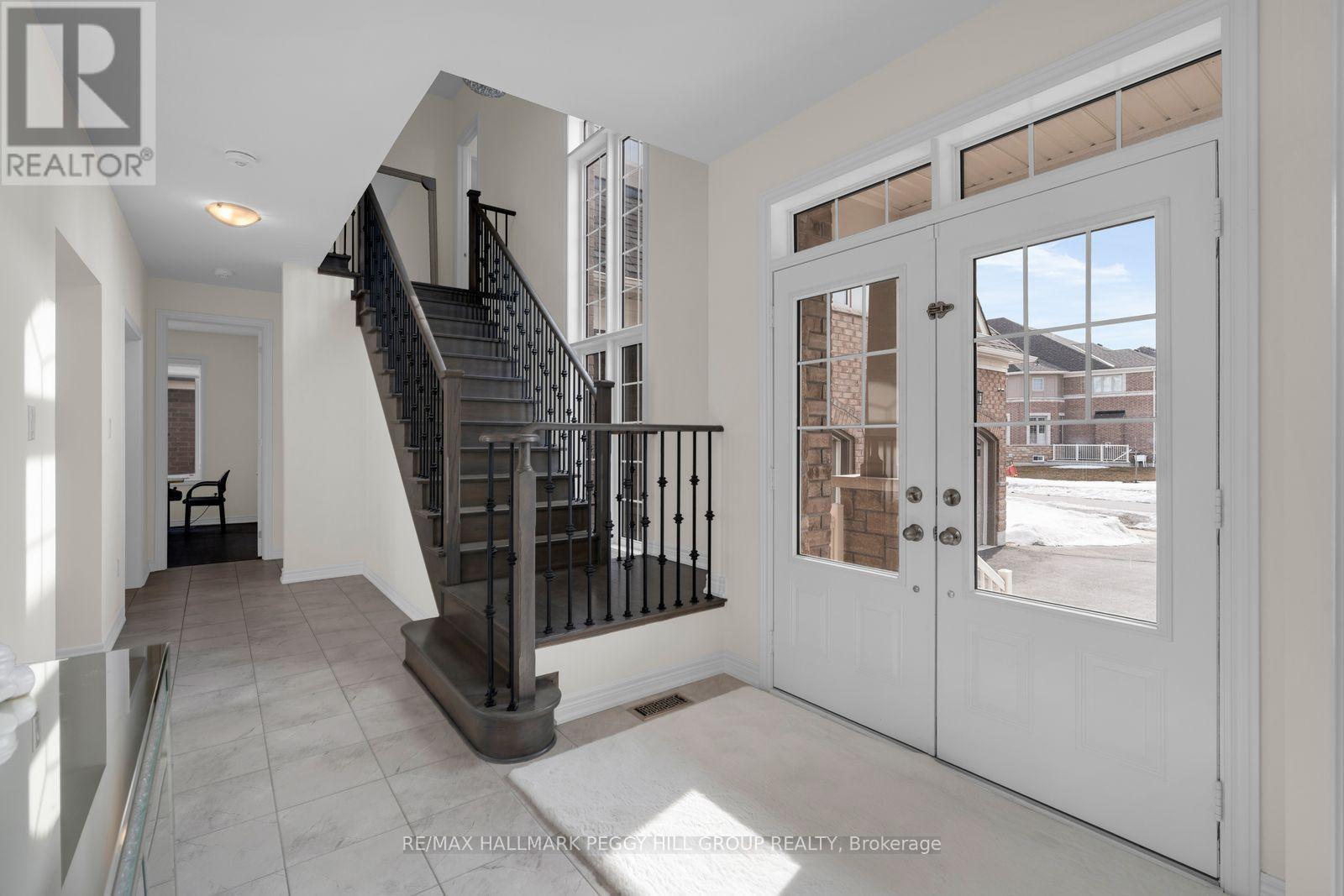 113 Rugman Crescent, Springwater, ON - Indoor Photo Showing Other Room