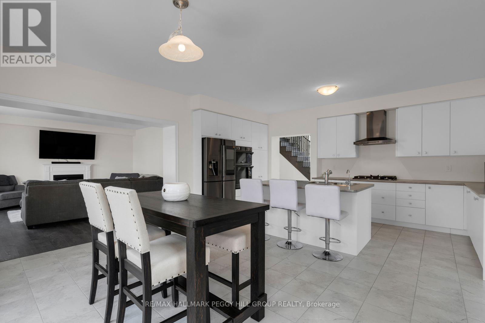 113 Rugman Crescent, Springwater, ON - Indoor