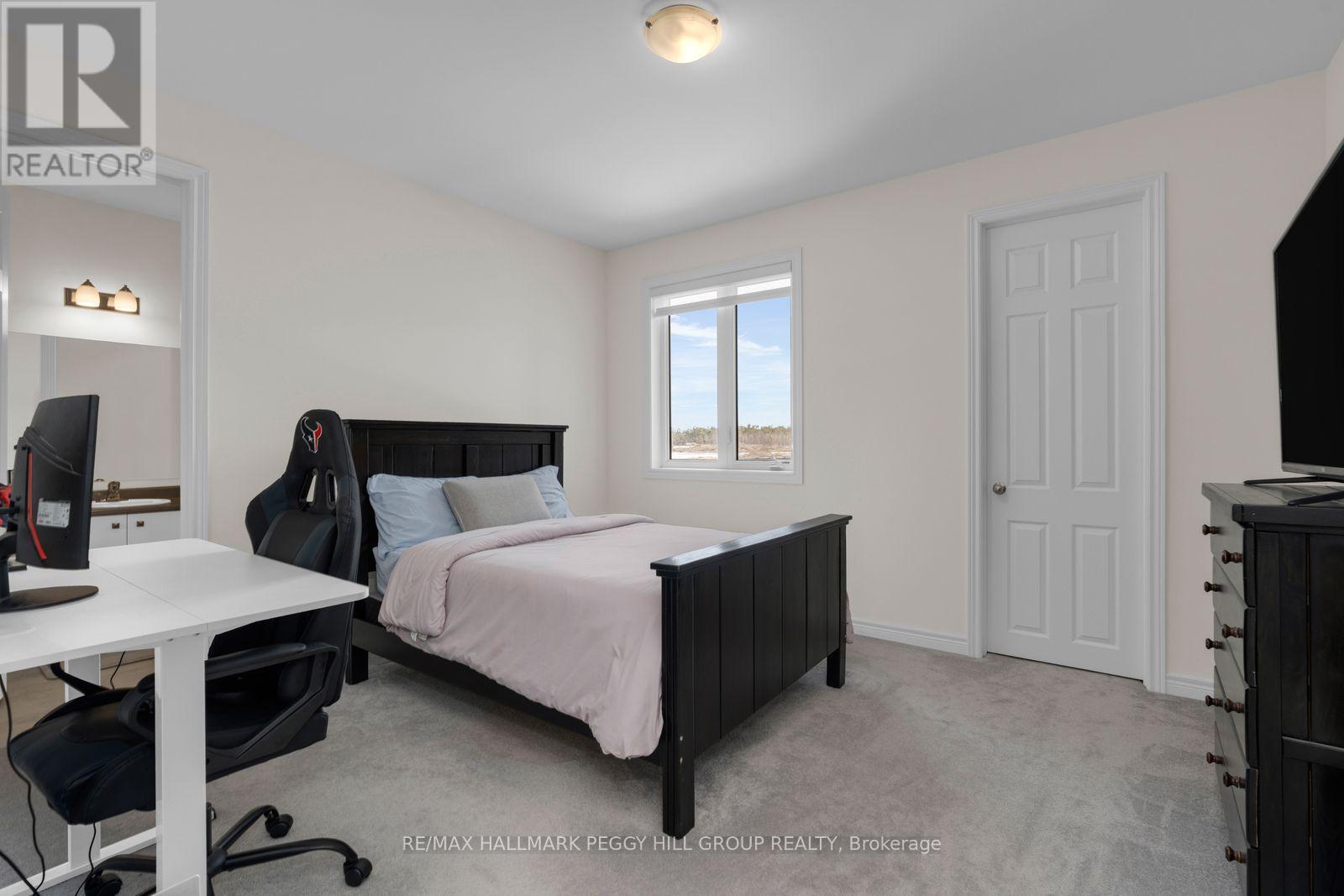 113 Rugman Crescent, Springwater, ON - Indoor Photo Showing Bedroom