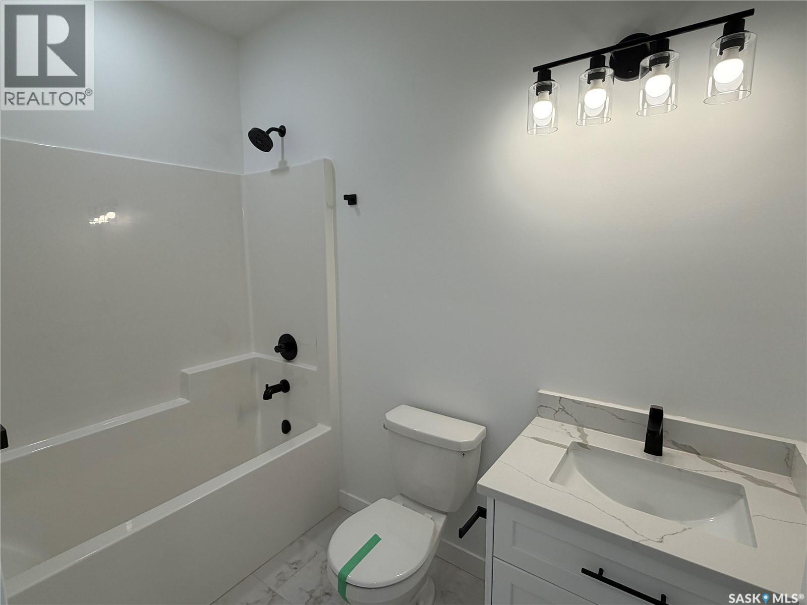 106 Lakewood Drive, Humboldt, SK - Indoor Photo Showing Bathroom