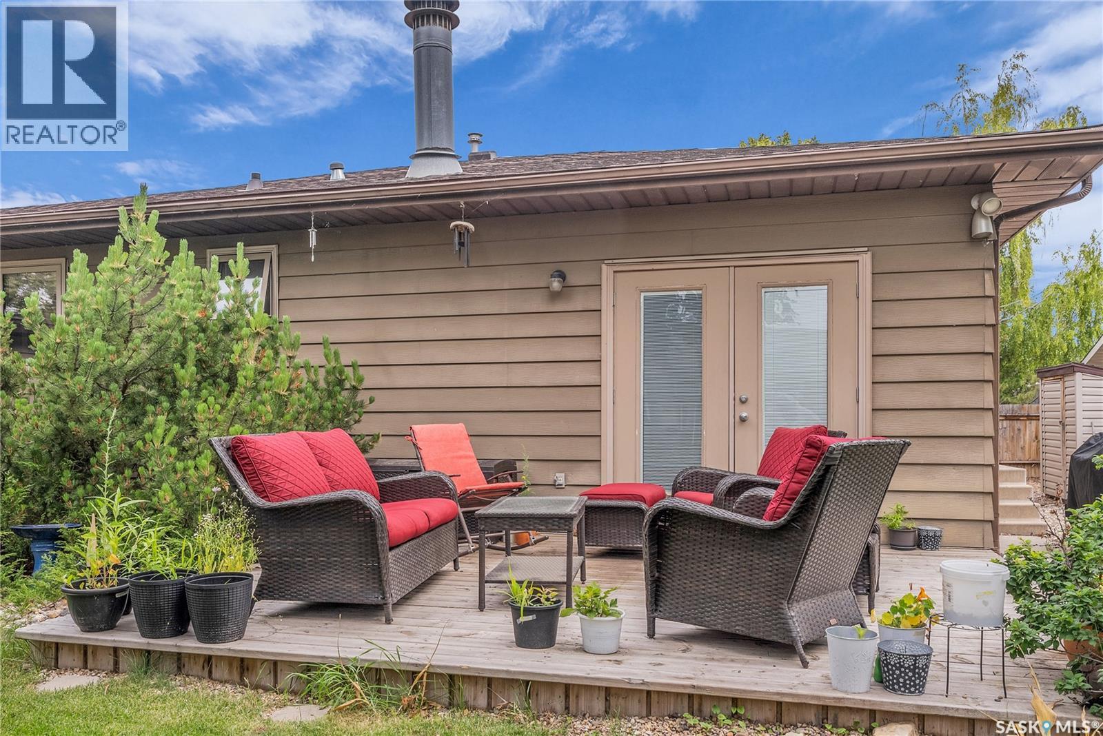 231 Benesh Crescent, Saskatoon, SK - Outdoor With Deck Patio Veranda With Exterior