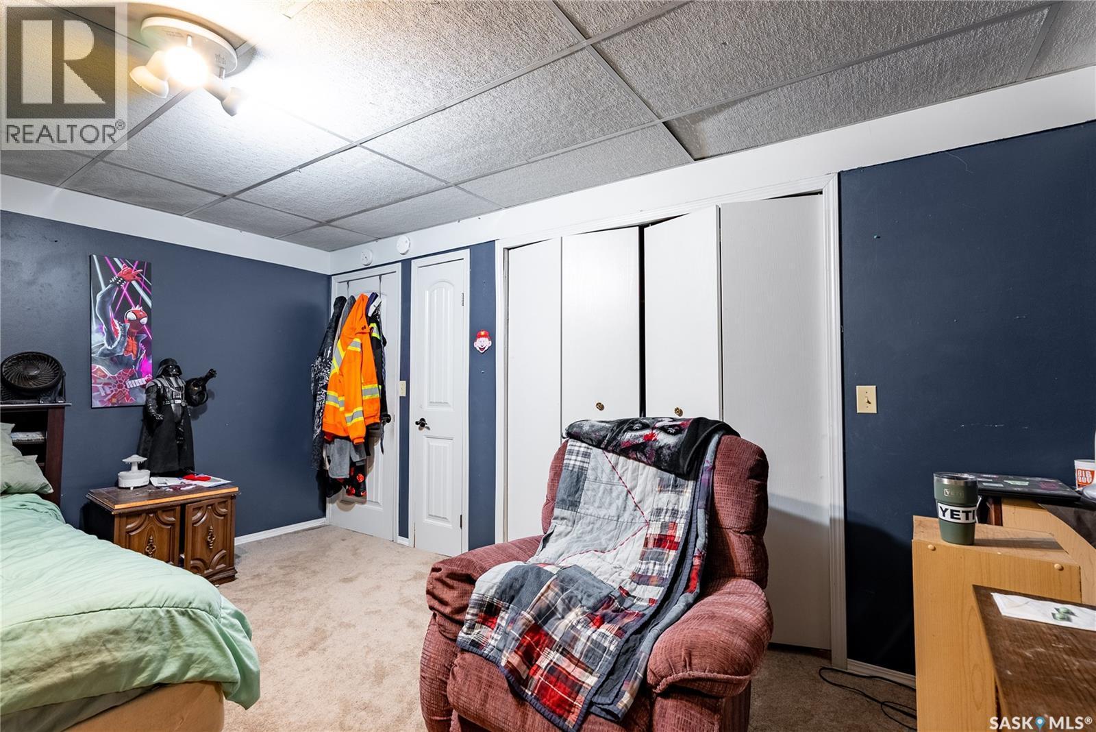 231 Benesh Crescent, Saskatoon, SK - Indoor Photo Showing Bedroom