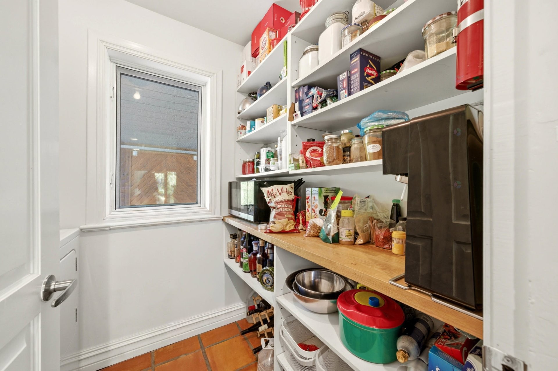 Storage - 250 Ch. Judd, Sutton, QC - Indoor With Storage