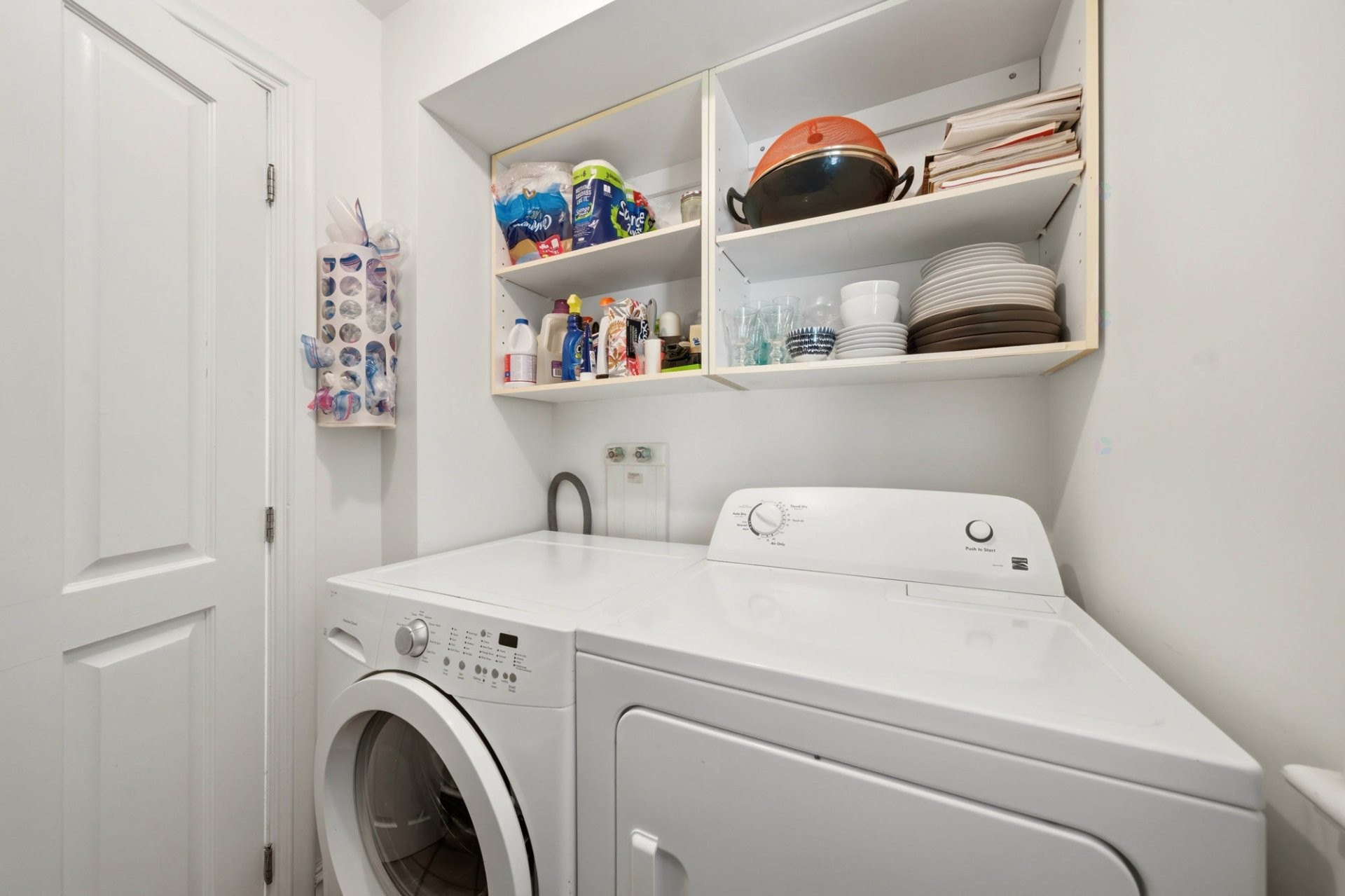 Laundry - 250 Ch. Judd, Sutton, QC - Indoor Photo Showing Laundry Room