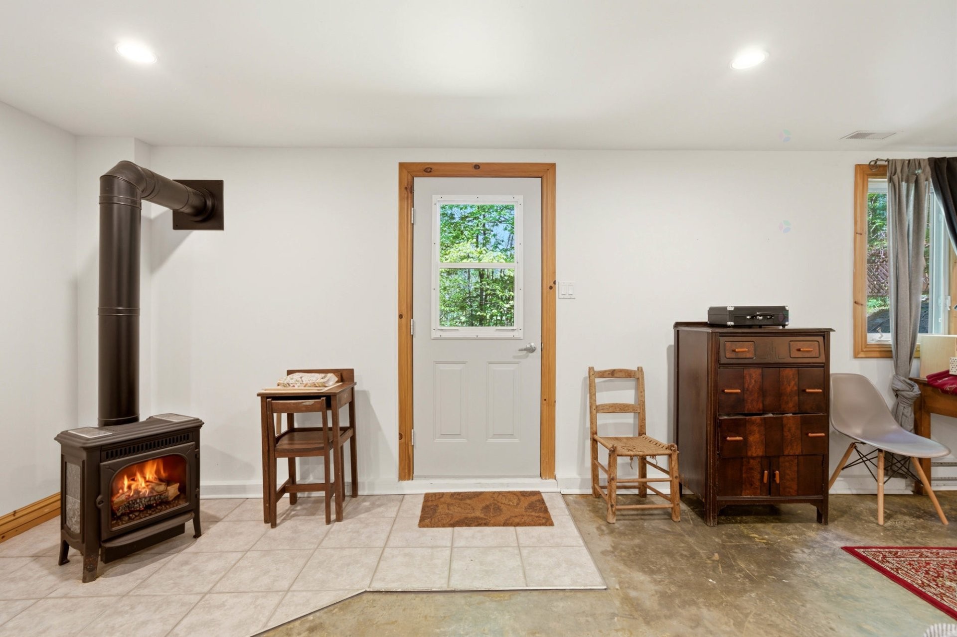 Basement - 250 Ch. Judd, Sutton, QC - Indoor Photo Showing Other Room