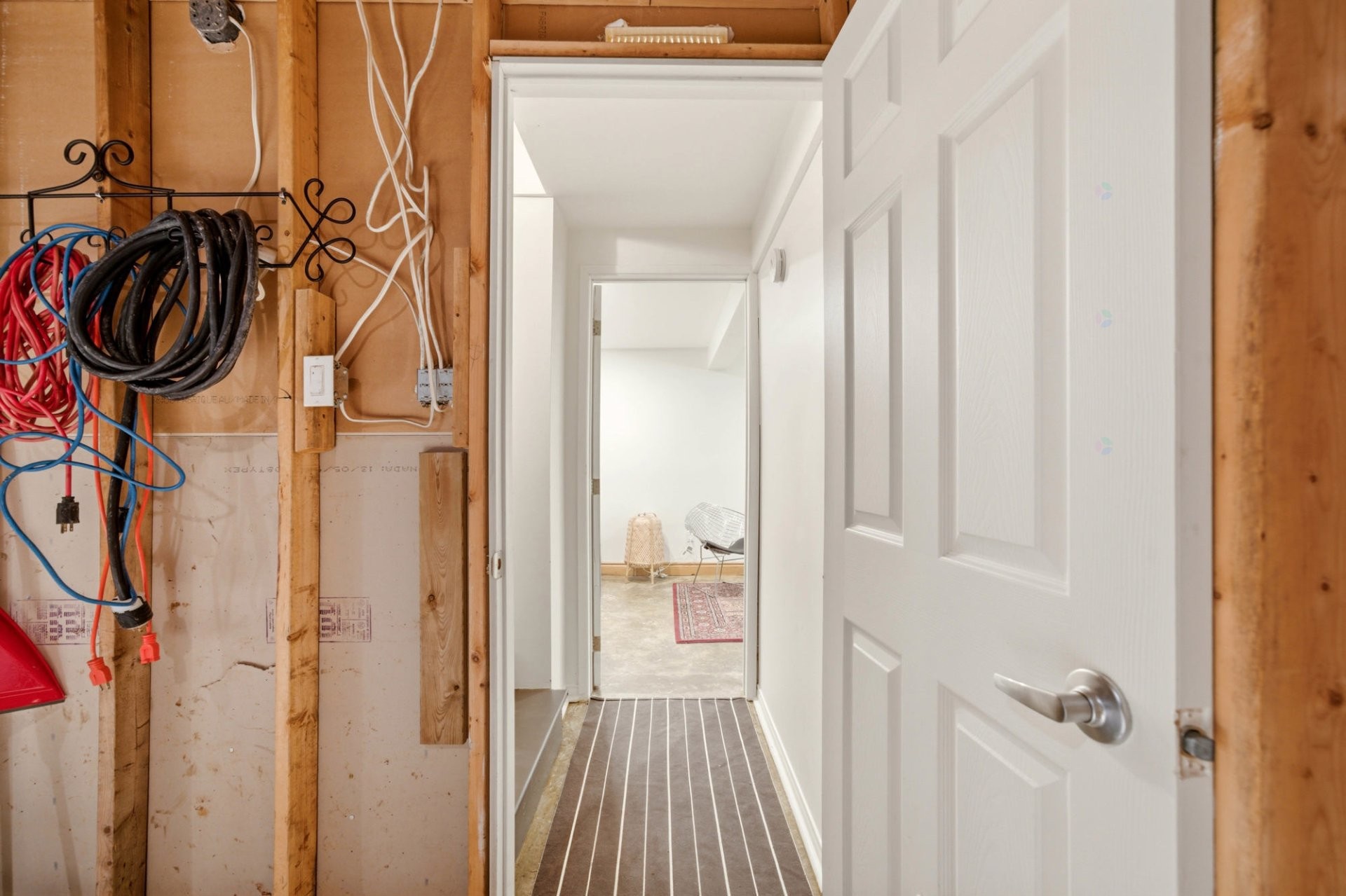 Basement - 250 Ch. Judd, Sutton, QC - Indoor