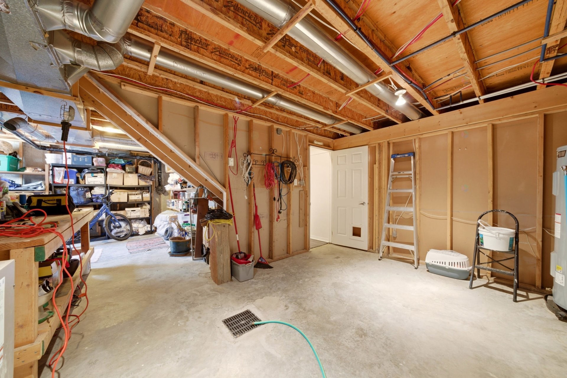 Basement - 250 Ch. Judd, Sutton, QC - Indoor Photo Showing Basement