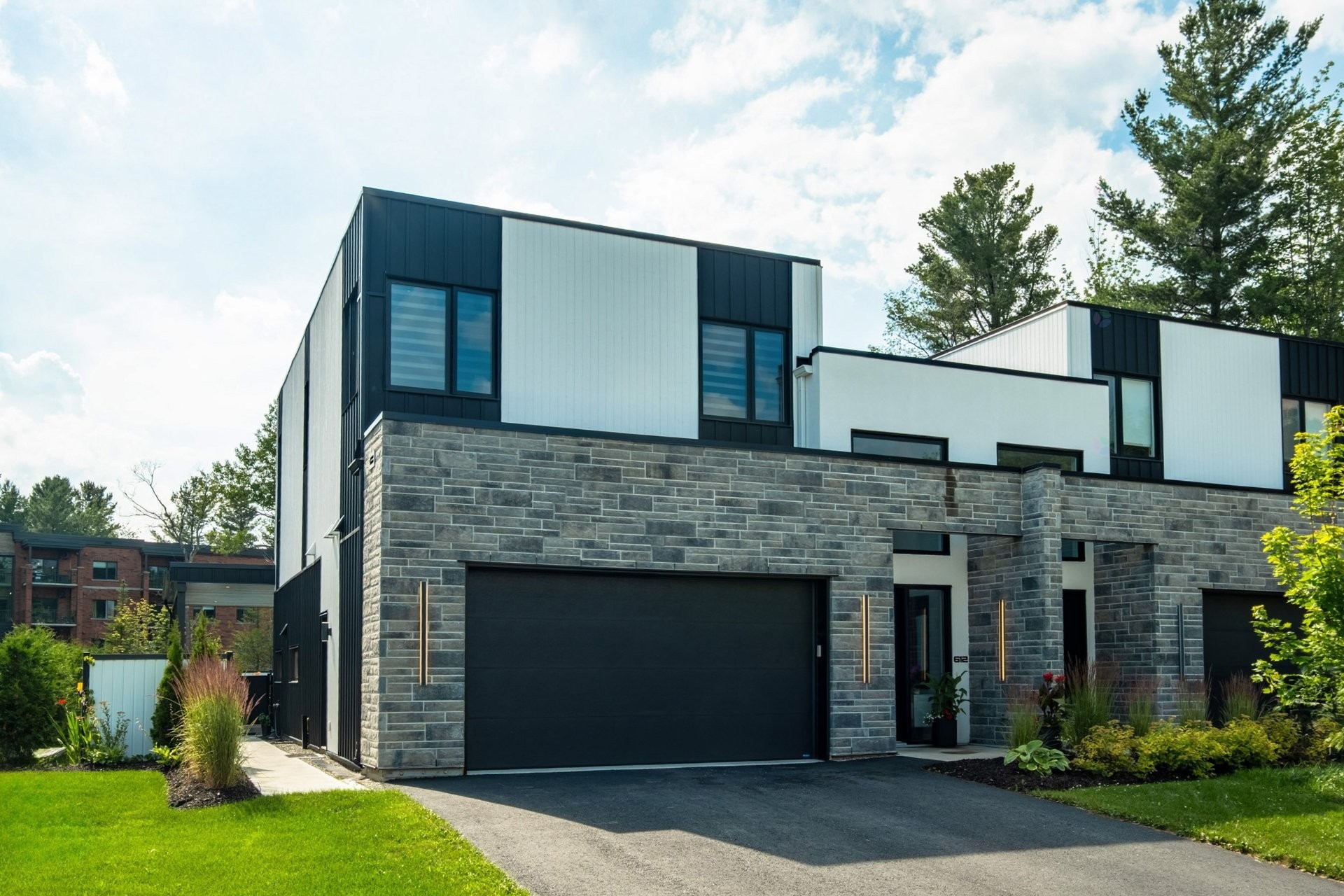 Front of Structure - 612 Rue Du Chardonnay, Sherbrooke (Les Nations), QC - Outdoor