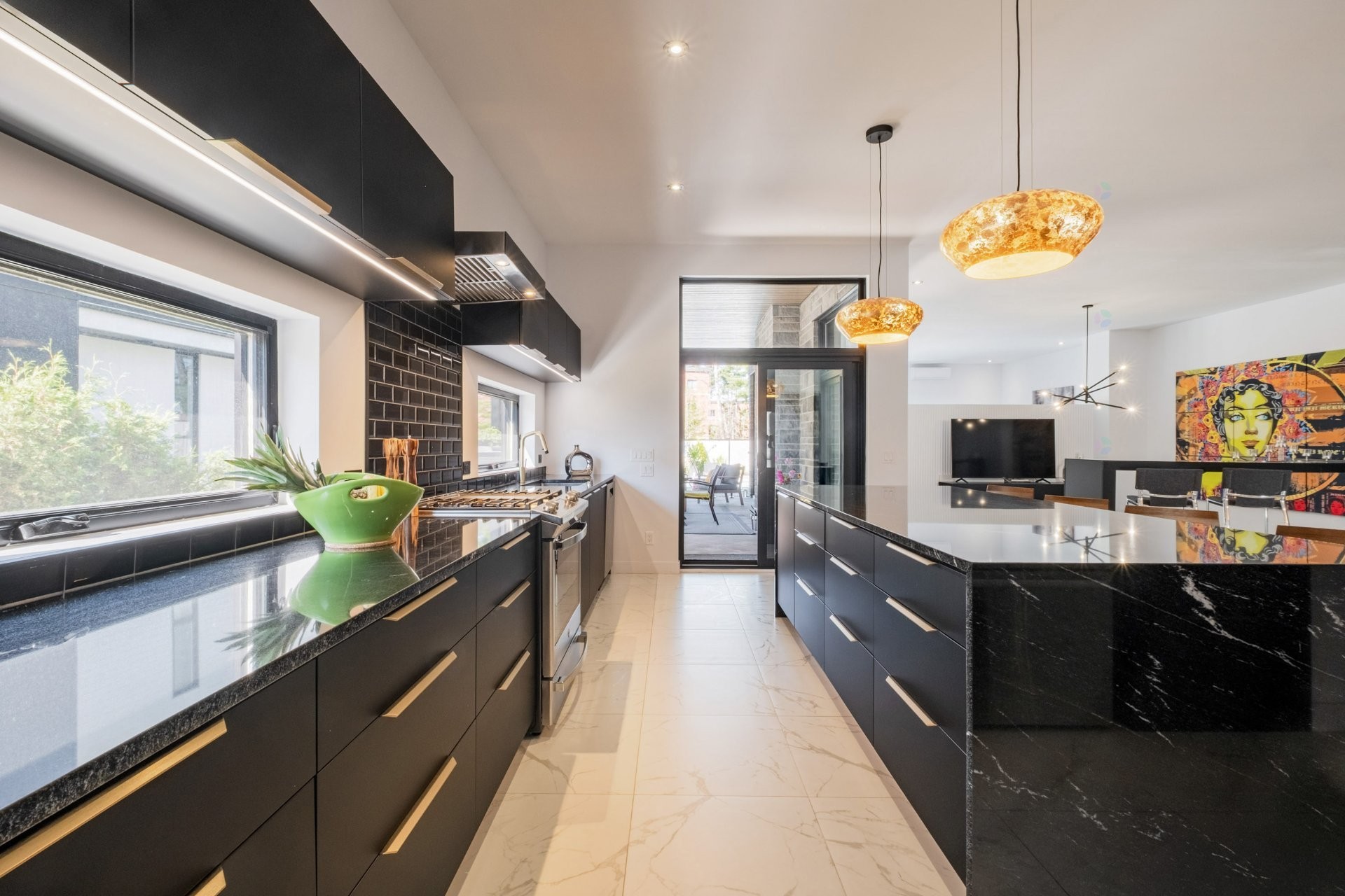 Kitchen - 612 Rue Du Chardonnay, Sherbrooke (Les Nations), QC - Indoor Photo Showing Kitchen With Upgraded Kitchen