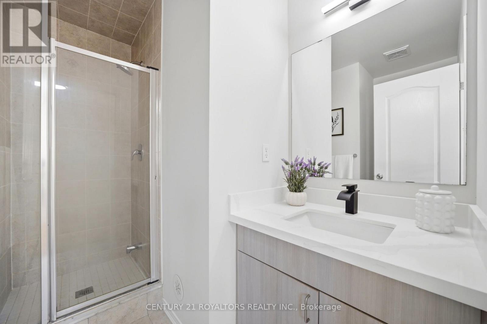2448 Bromus Path, Oshawa, ON - Indoor Photo Showing Bathroom