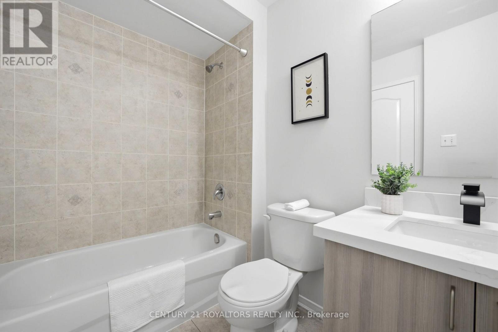 2448 Bromus Path, Oshawa, ON - Indoor Photo Showing Bathroom