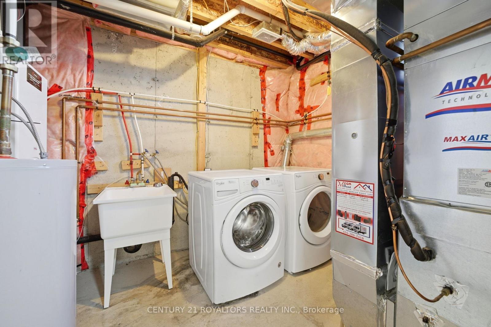 2448 Bromus Path, Oshawa, ON - Indoor Photo Showing Laundry Room