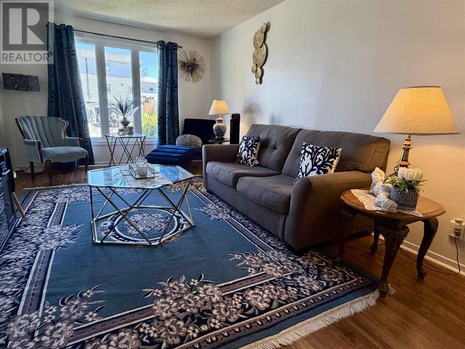 56 Farrell Cres, Elliot Lake, ON - Indoor Photo Showing Living Room