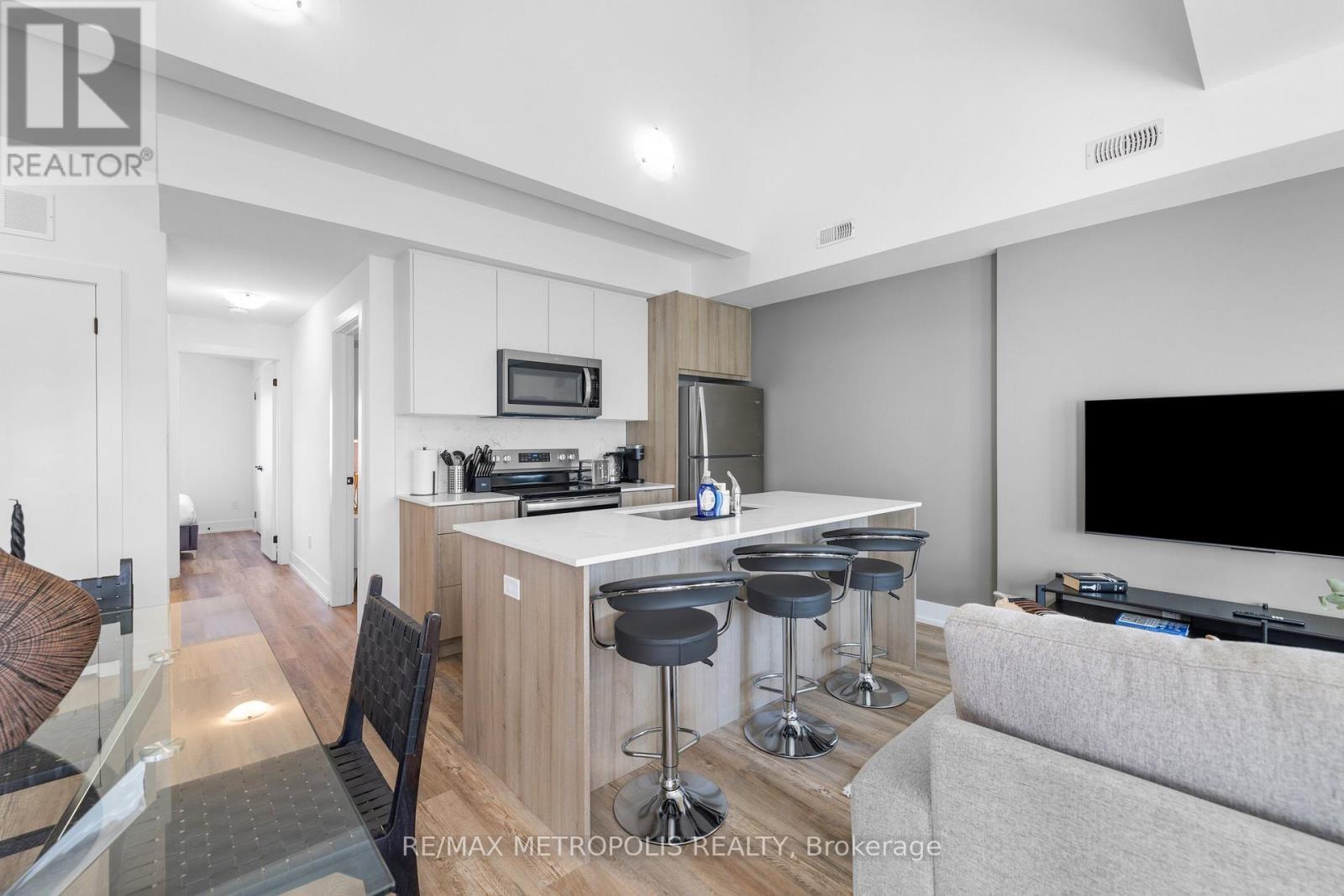 Unit A - 449 Lansdowne Avenue, Toronto, ON - Indoor Photo Showing Kitchen