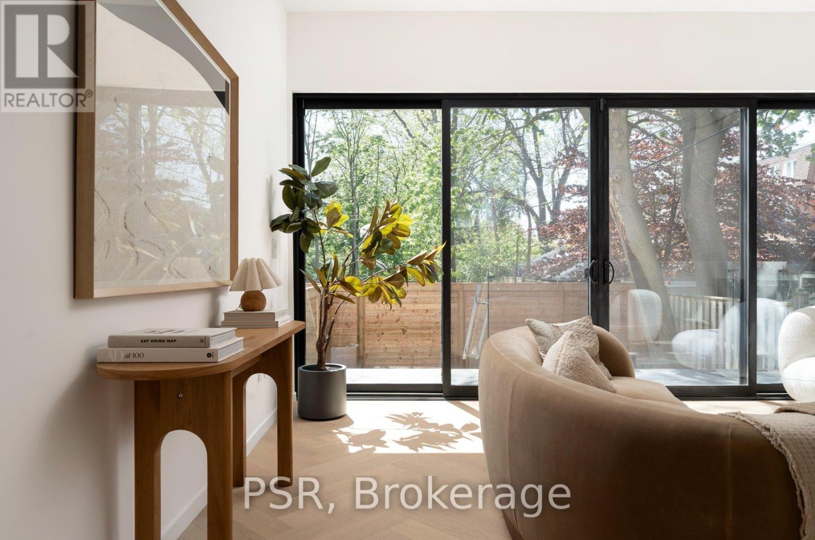 538 Duplex Avenue, Toronto, ON - Indoor Photo Showing Other Room