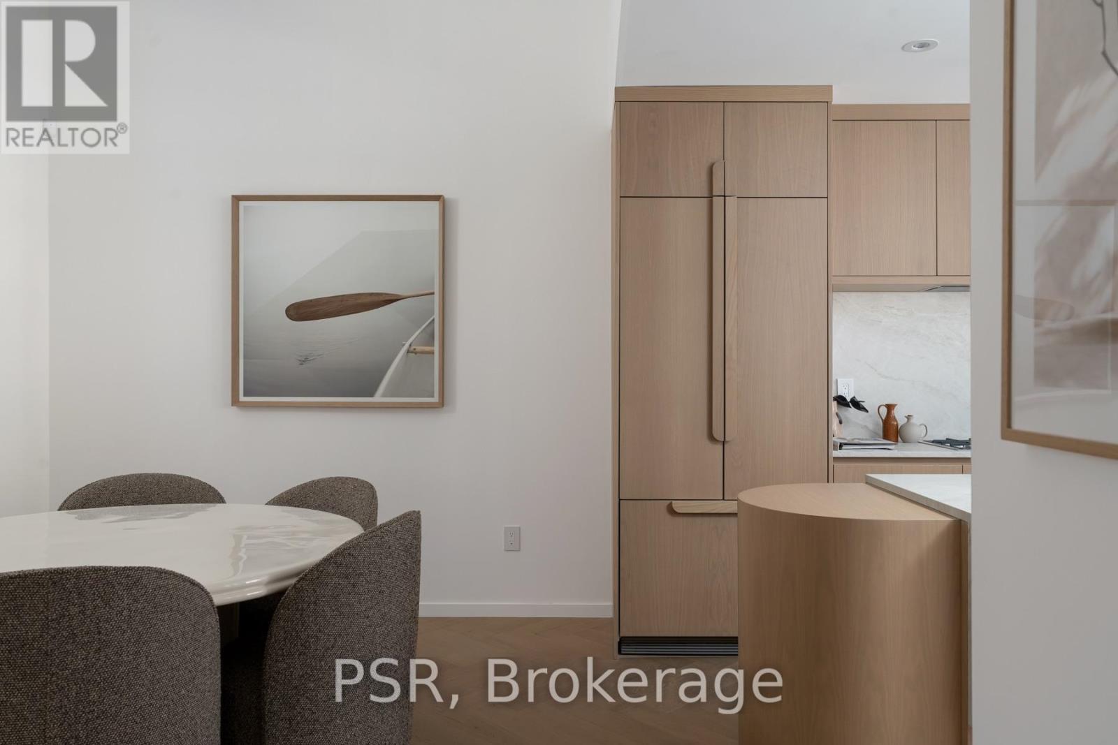 538 Duplex Avenue, Toronto, ON - Indoor