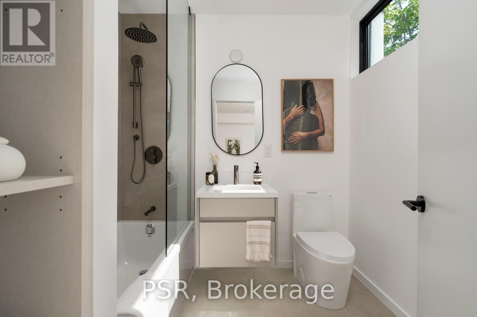 538 Duplex Avenue, Toronto, ON - Indoor Photo Showing Bathroom
