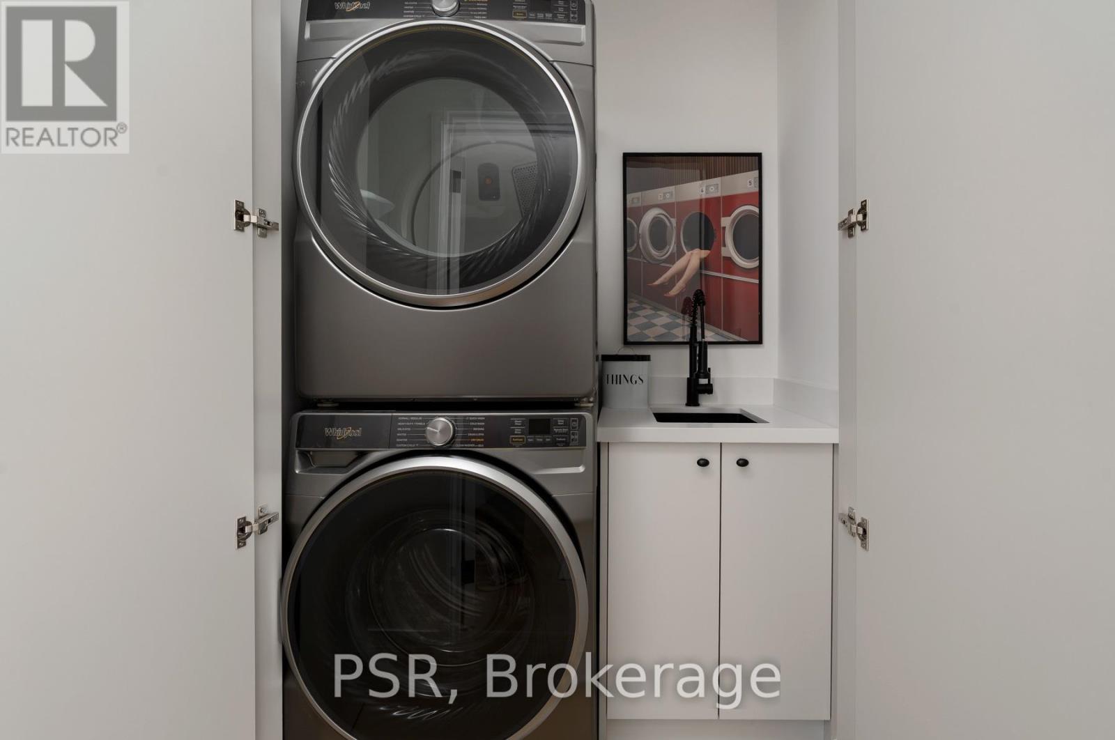 538 Duplex Avenue, Toronto, ON - Indoor Photo Showing Laundry Room