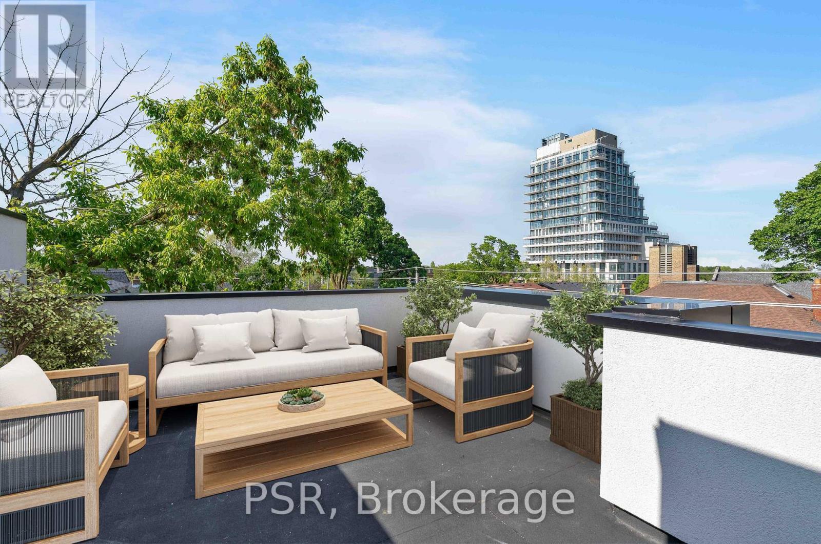 538 Duplex Avenue, Toronto, ON - Outdoor