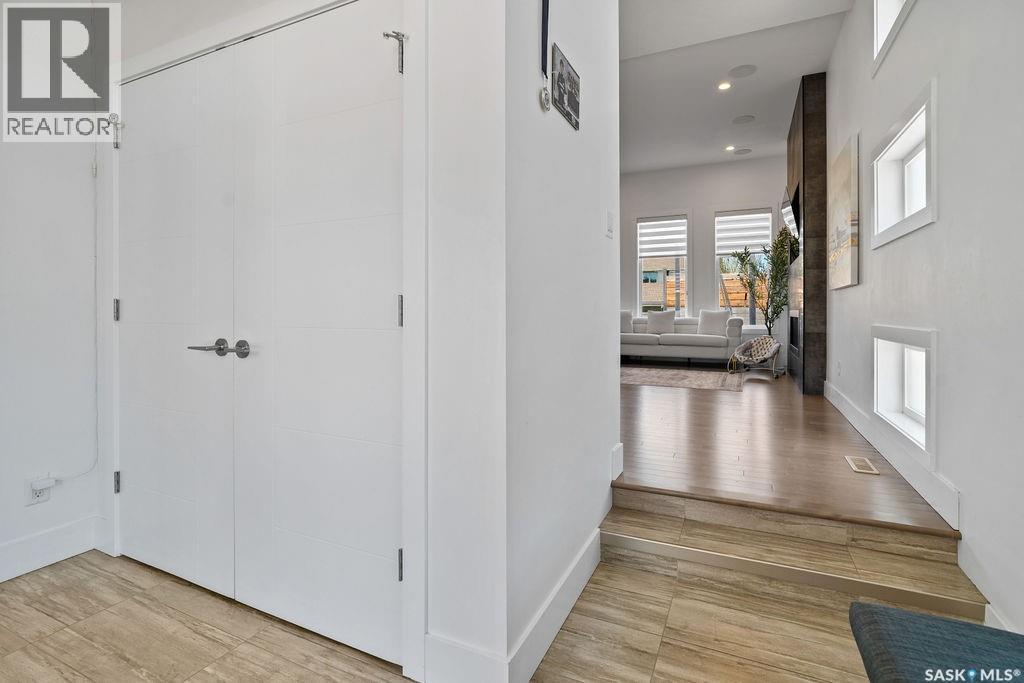 4238 Green Olive Way E, Regina, SK - Indoor Photo Showing Other Room