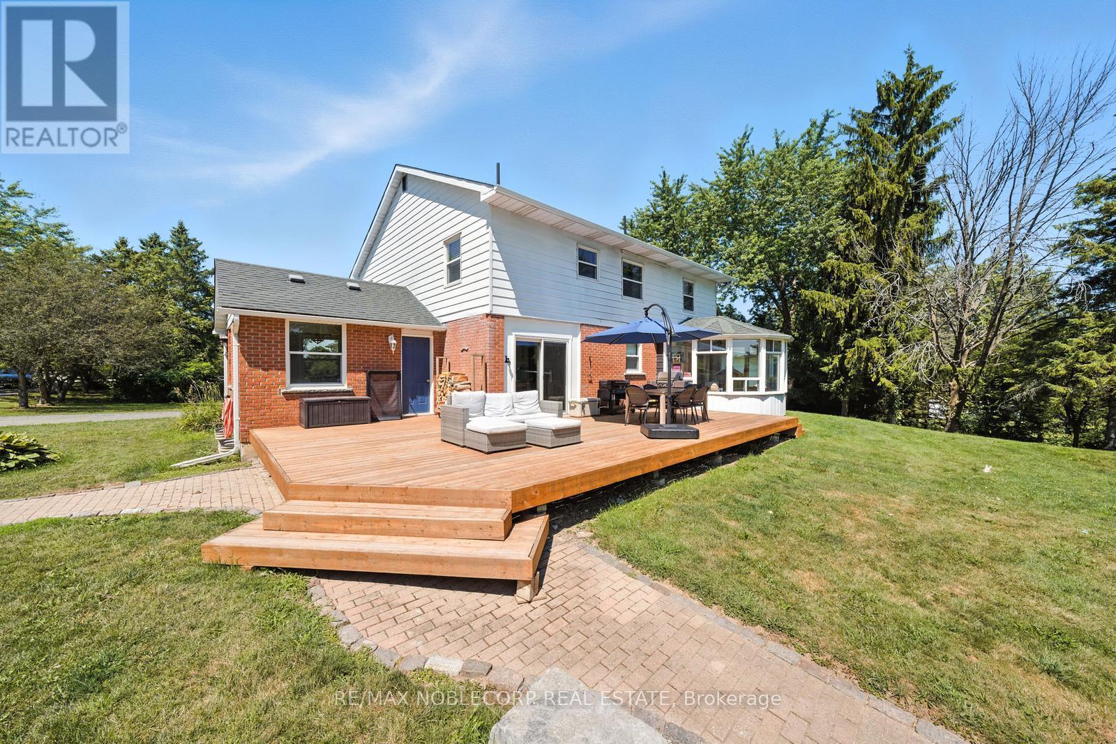 2037 15Th Side Road, New Tecumseth, ON - Outdoor With Deck Patio Veranda